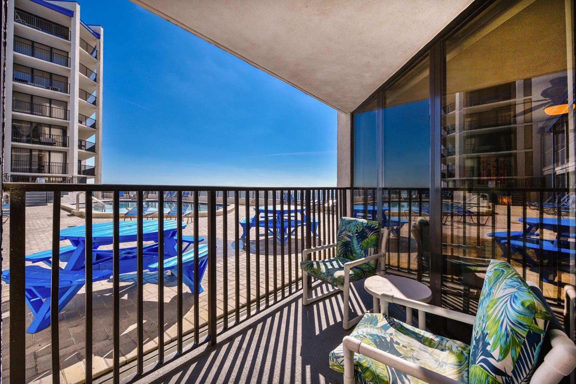 Aquavista Condominiums #206-W By Book That Condo Panama City Beach Room photo