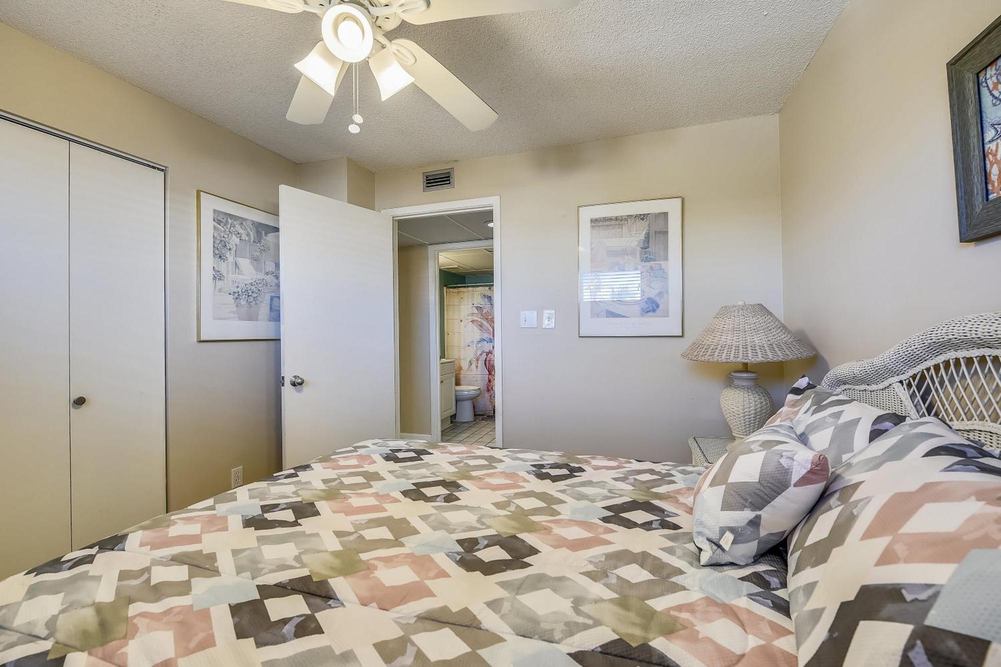 Aquavista Condominiums #206-W By Book That Condo Panama City Beach Room photo